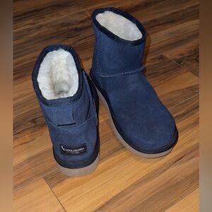 Koolaburra by UGG Blue Suede Boots
